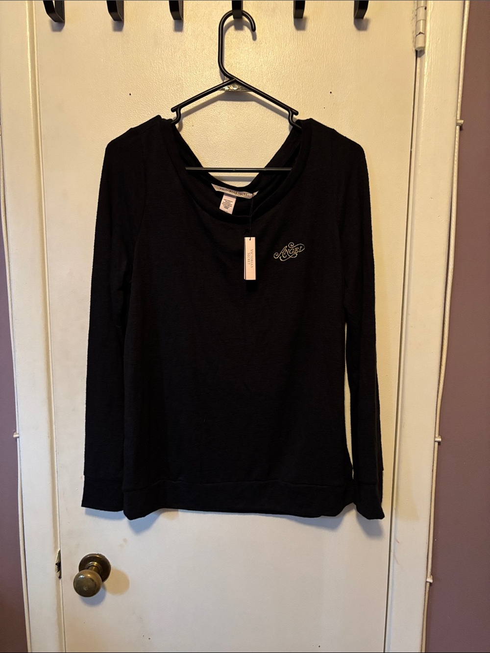 Victoria's Secret Black Long-Sleeve Pullover Sweatshirt